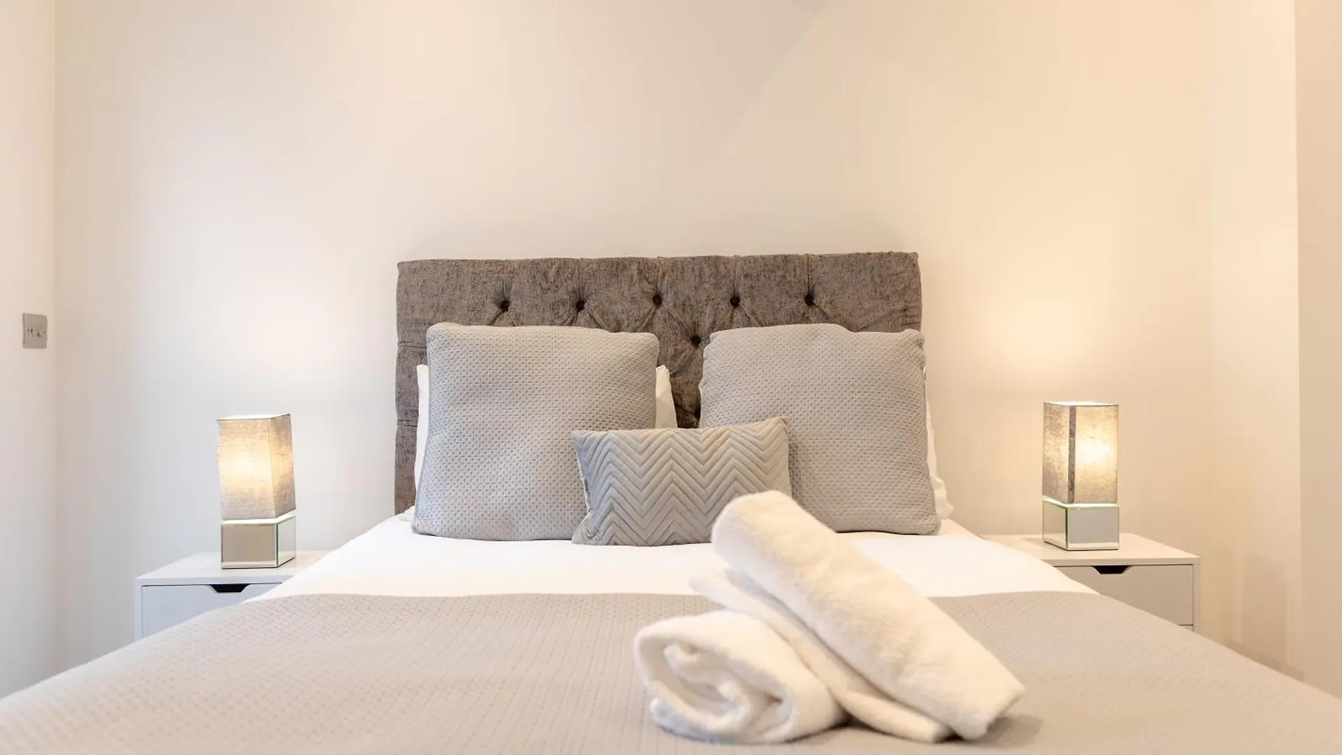 Boutique City Centre Apartments Cardiff